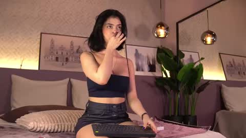 Elle Diane online show from February 9, 5:50 am