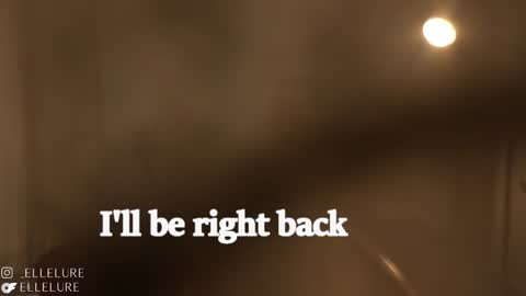 Linda Restrepo online show from February 3, 10:11 pm