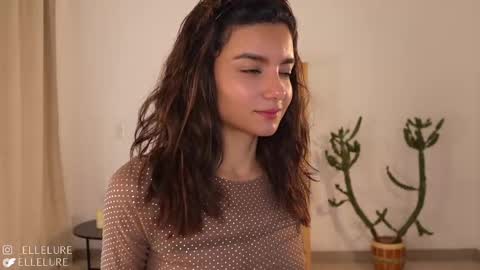 Linda Restrepo online show from February 26, 10:20 pm