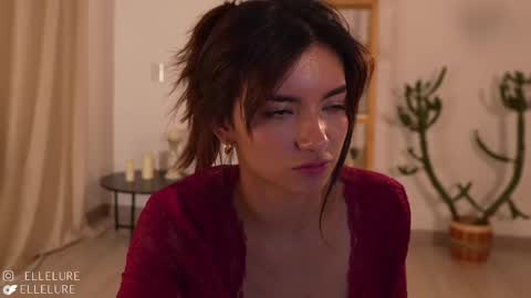 Linda Restrepo online show from March 6, 2:51 am