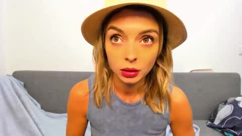 ellen_flow online show from November 6, 9:37 pm