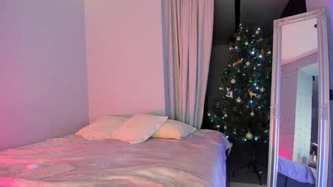 Ellen online show from December 21, 6:12 pm