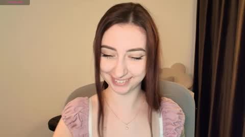 Snapshot of ellfkiss chatting on May 16, 5:23 pm alice online show from May 16, 5:23 pm