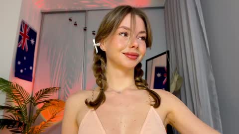 Snapshot of elli_harmon chatting on December 14, 3:04 pm Ellie --- Ill see you either on Friday or Saturday and definitely on Sunday online show from December 14, 3:04 pm