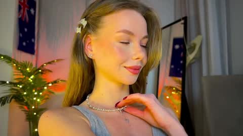 Snapshot of elli_harmon chatting on December 26, 2:37 pm Ellie --- Ill see you either on Friday or Saturday and definitely on Sunday online show from December 26, 2:37 pm