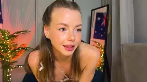 Snapshot of elli_harmon chatting on January 11, 3:20 pm Ellie --- Ill see you either on Friday or Saturday and definitely on Sunday online show from January 11, 3:20 pm