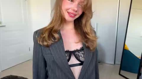 Snapshot of elli_harmon chatting on September 17, 1:02 pm Ellie --- Ill see you either on Friday or Saturday and definitely on Sunday online show from September 17, 1:02 pm