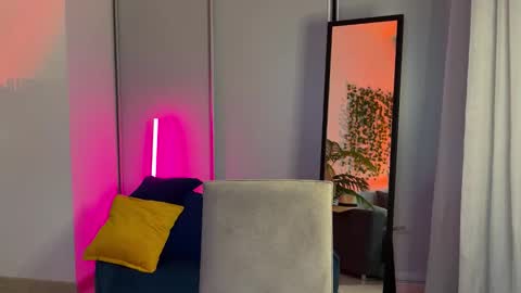 Snapshot of elli_harmon chatting on October 26, 2:12 pm Ellie --- Ill see you either on Friday or Saturday and definitely on Sunday online show from October 26, 2:12 pm