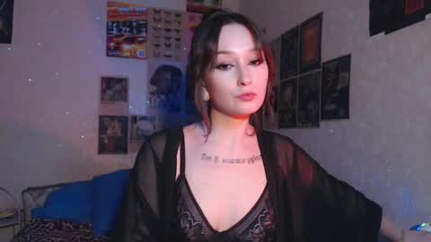 Snapshot of ellie_vibe chatting on February 3, 7:42 pm Eleonora online show from February 3, 7:42 pm