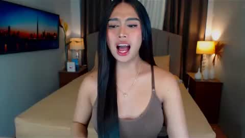 ellie online show from January 19, 9:13 pm