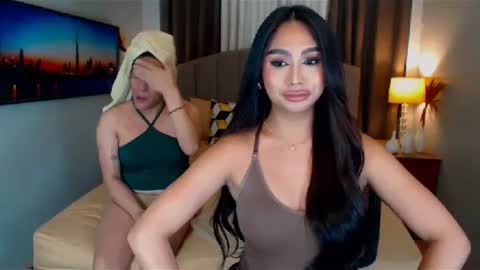 ellie online show from February 6, 4:53 am