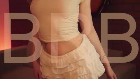 elliecutes online show from March 1, 8:05 am