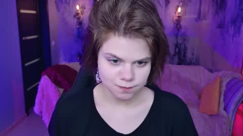 elliemurler online show from January 13, 1:38 pm