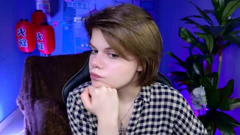 elliemurler online show from January 18, 1:04 pm