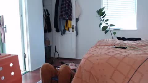 Ellie Rowyn online show from December 22, 8:39 pm