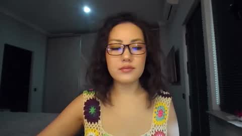 elliesoft online show from January 6, 8:18 am