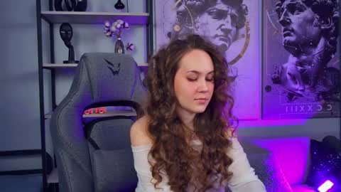 Elin online show from March 25, 9:48 am