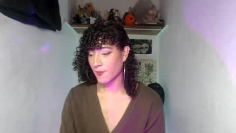 Snapshot of ellis_flowers chatting on July 25, 11:35 pm . online show from July 25, 11:35 pm