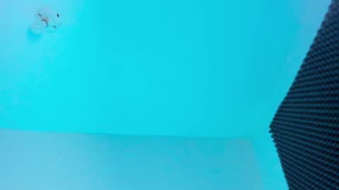 Snapshot of ellope chatting on November 18, 9:52 pm Ellope online show from November 18, 9:52 pm