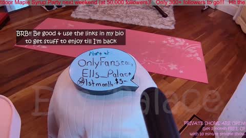 Snapshot of ells_palace chatting on December 21, 9:15 pm Ella Bella Bo Bella online show from December 21, 9:15 pm