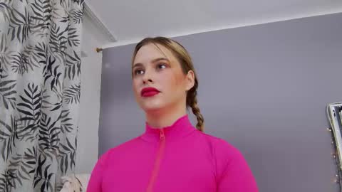 Elsa Jean online show from October 8, 2:20 am