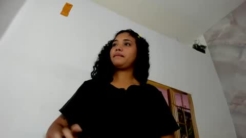 Snapshot of ellybloom chatting on July 5, 1:51 pm ellybloom online show from July 5, 1:51 pm