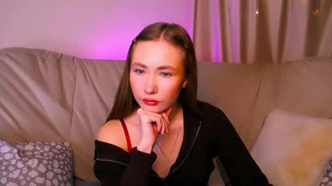  Elly  online show from February 17, 2:52 am