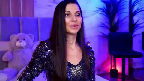 Elly online show from October 25, 8:14 pm