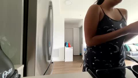 Elly online show from September 21, 2:40 pm