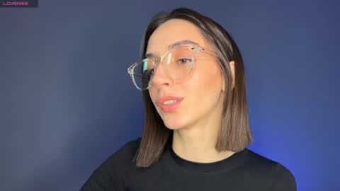 Im online Fri Sun Mon Tue Thu Fri Sat3 from 1000 online show from February 26, 5:42 am