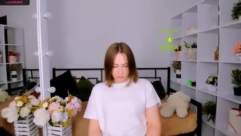 elma_lily online show from November 28, 7:22 am