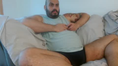 Snapshot of elmatahombre33 chatting on June 28, 12:16 am elmatahombre33 online show from June 28, 12:16 am