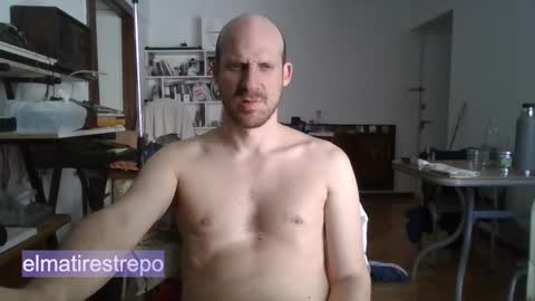 Snapshot of elmatirestrepo chatting on October 4, 5:00 pm Mati Restrepo online show from October 4, 5:00 pm