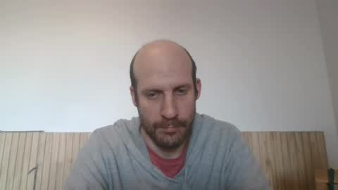 Snapshot of elmatirestrepo chatting on June 15, 12:07 pm Mati Restrepo online show from June 15, 12:07 pm