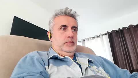 Snapshot of elmejorfvb2 chatting on January 3, 3:01 pm fer online show from January 3, 3:01 pm