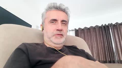 fer online show from January 10, 6:28 pm