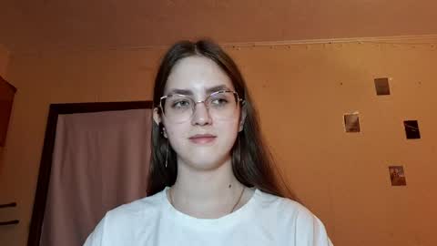 Kate online show from April 16, 11:33 am