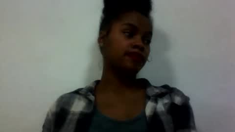 elodie228680 online show from June 8, 3:12 pm