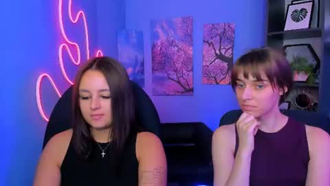 Snapshot of elodie_crystal chatting on July 10, 1:58 pm Ella online show from July 10, 1:58 pm