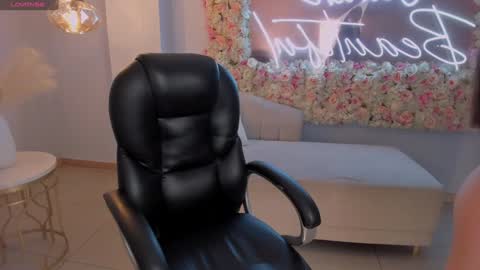 Snapshot of eloisaolivero chatting on February 2, 12:02 pm ELOISA OLIVERO online show from February 2, 12:02 pm