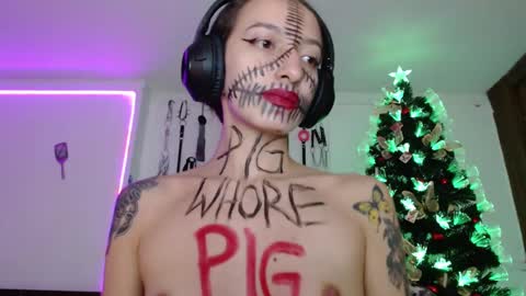 Chelsea  Please help me to reach 100 thumbs up online show from December 10, 11:40 pm