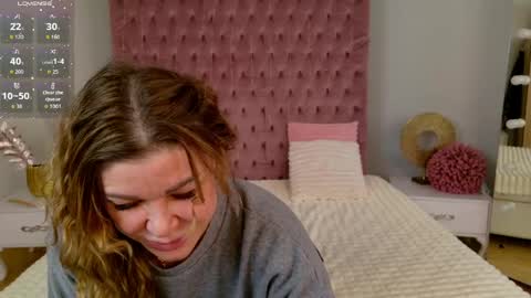 eloise_by online show from May 2, 7:02 am