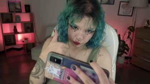 Eloise  . online show from January 14, 5:02 am