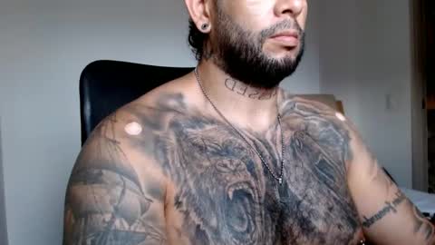 elosocazador online show from December 11, 9:23 pm