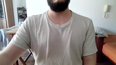 Snapshot of elriclust chatting on February 20, 12:16 pm elriclust online show from February 20, 12:16 pm