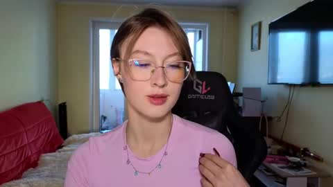 elsaangel online show from December 1, 3:55 am