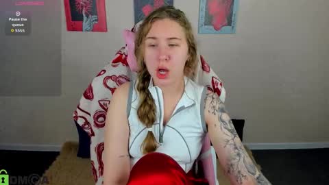 Elsie online show from October 22, 1:17 am