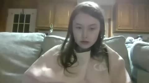 Elsie Rain online show from December 1, 1:21 am