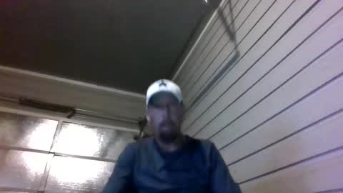 Snapshot of elwooood7 chatting on May 2, 12:32 pm elwooood7 online show from May 2, 12:32 pm