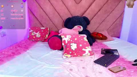 Snapshot of ely_w1 chatting on February 26, 11:26 pm ely_w1 online show from February 26, 11:26 pm